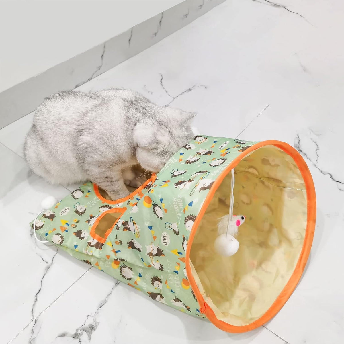 Crinkle Cat Tunnel with Play Balls